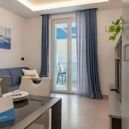 Vela Azzurra * Grottammare