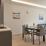 Vela Azzurra *
