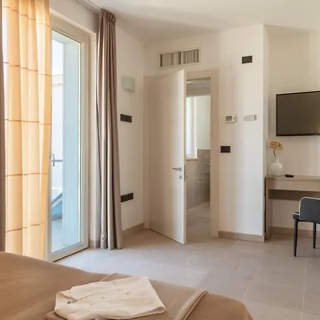 Vela Azzurra * Grottammare